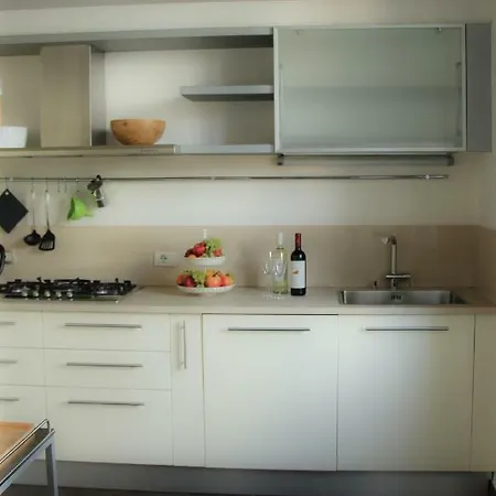 Tabacchi Luxury In Historical Center Near Toll Parking Apartment *