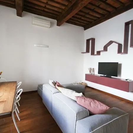 Tabacchi Luxury In Historical Center Near Toll Parking Appartement